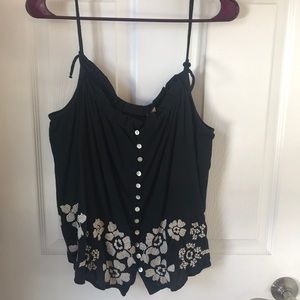 Mudd button down top